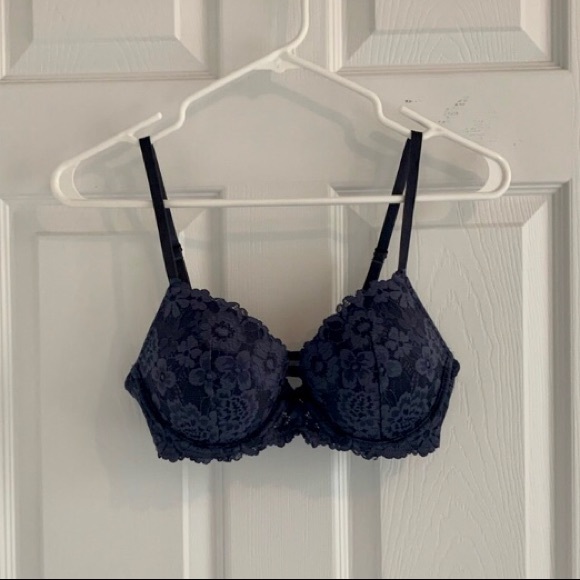H&M lace bra, 34C - Picture 2 of 3